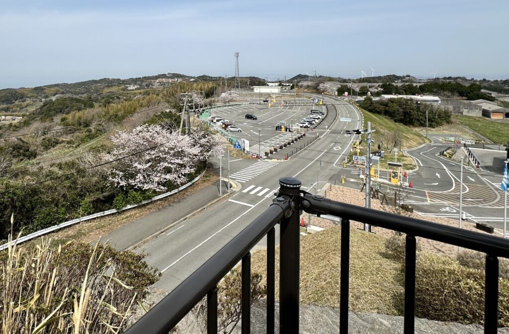あわじ花さじきの駐車場