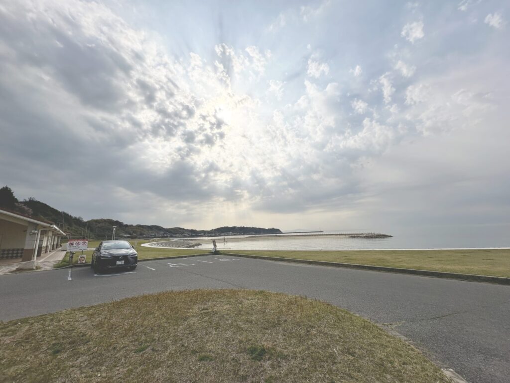 多賀の浜海水浴場の駐車場
